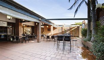 Parkway Hotel - Accommodation QLD 11