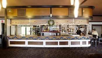 Parkway Hotel - Accommodation QLD 16