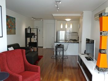 Alpha Apartments Melbourne - Accommodation QLD 30