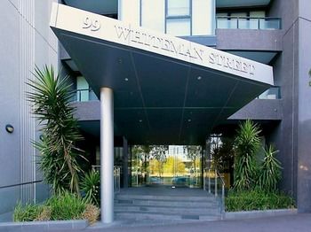 Alpha Apartments Melbourne - Accommodation QLD 36