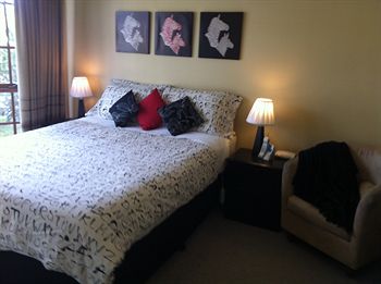 Australian Home Away @ Doncaster Elgar - Accommodation QLD 4