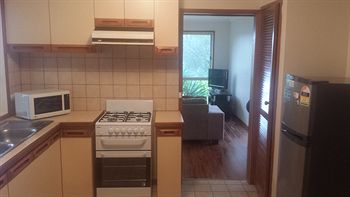 Australian Home Away @ East Doncaster Andersons Creek 1 - Accommodation QLD 11