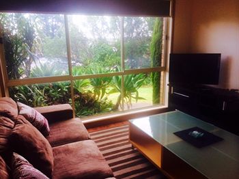 Australian Home Away @ East Doncaster Andersons Creek 1 - Accommodation QLD 12