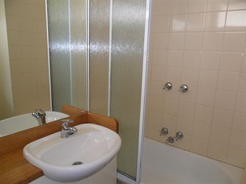 Australian Home Away @ Richmond - Accommodation QLD 1