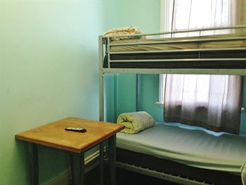 Bondi Shores - Hostel - Accommodation QLD 4