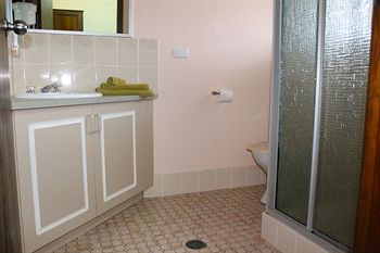 Colonial Motor Inn Lithgow - Accommodation QLD 1