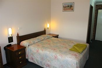 Colonial Motor Inn Lithgow - Accommodation QLD 7