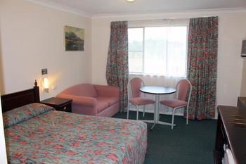 Colonial Motor Inn Lithgow - Accommodation QLD 25
