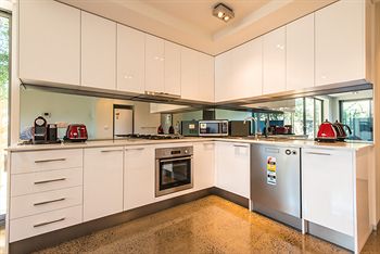 Orange Serviced Apartment - Accommodation QLD 5