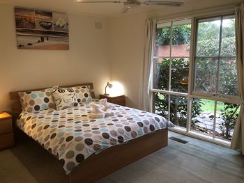 Australian Home Away Doncaster Elgar 2 - Accommodation QLD 4