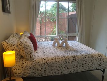 Australian Home Away Doncaster Elgar 2 - Accommodation QLD 7