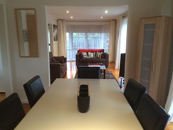Australian Home Away Doncaster Elgar 2 - Accommodation QLD 10