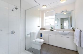 Albert Road Serviced Apartments - Accommodation QLD 7