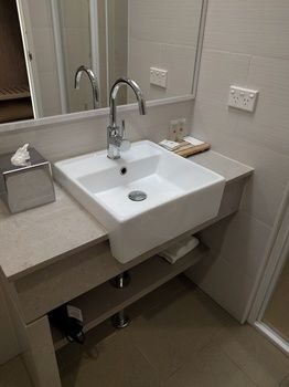 Ibis Styles The Entrance - Accommodation QLD 32