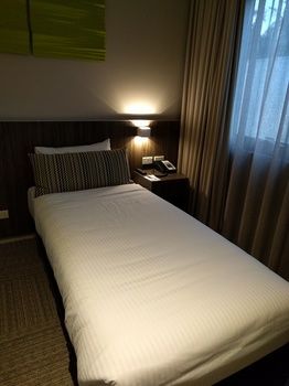 Ibis Styles The Entrance - Accommodation QLD 42