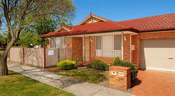 Waverley Corporate Townhouses - Accommodation QLD 1
