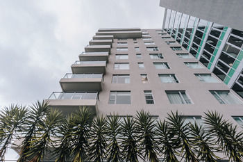 Newcastle Central Plaza - Accommodation QLD 3