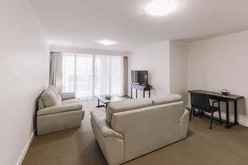 Newcastle Central Plaza - Accommodation QLD 20