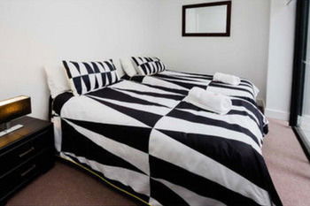 The Star Apartments - Accommodation QLD 11