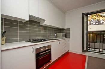 The Star Apartments - Accommodation QLD 19