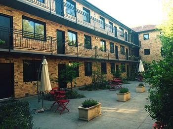 Aberlour Court - Accommodation QLD 28