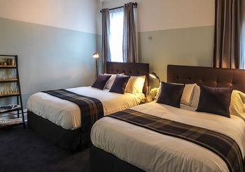 Hotel Harry, An Ascend Hotel Collection Member - Accommodation QLD 7