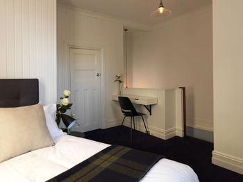 Hotel Harry, An Ascend Hotel Collection Member - Accommodation QLD 18