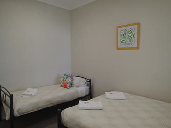 Dungowan Waterfront Apartments - Accommodation QLD 10