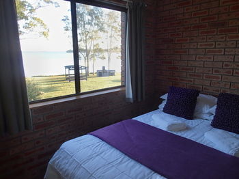 Dungowan Waterfront Apartments - Accommodation QLD 14