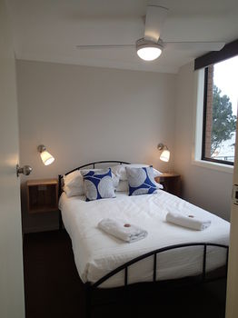 Dungowan Waterfront Apartments - Accommodation QLD 89