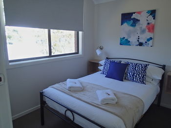 Dungowan Waterfront Apartments - Accommodation QLD 123