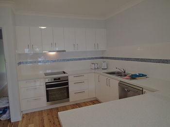 Dungowan Waterfront Apartments - Accommodation QLD 145