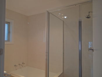 Dungowan Waterfront Apartments - Accommodation QLD 149