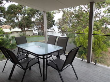 Dungowan Waterfront Apartments - Accommodation QLD 223