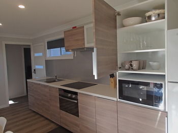 Dungowan Waterfront Apartments - Accommodation QLD 237