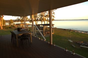 Dungowan Waterfront Apartments - Accommodation QLD 248