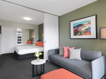 Adina Apartment Hotel Sydney Airport - Accommodation QLD 8