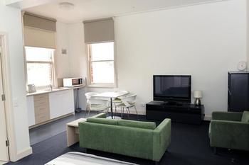 Yarra House Campus Summer Stays - Accommodation QLD 1