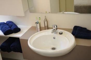 Yarra House Campus Summer Stays - Accommodation QLD 2