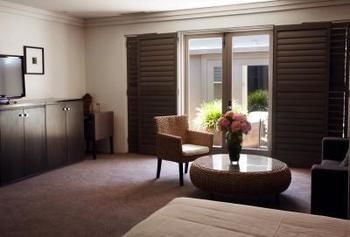 Hotel Ravesis - Accommodation QLD 3