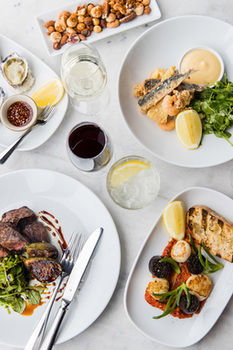 Hotel Ravesis - Accommodation QLD 16