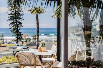 Hotel Ravesis - Accommodation QLD 23