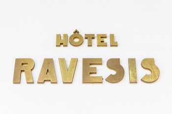 Hotel Ravesis - Accommodation QLD 38