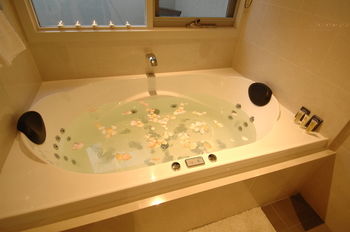 Araluen Villas - Accommodation QLD 6