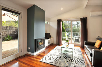 Araluen Villas - Accommodation QLD 7