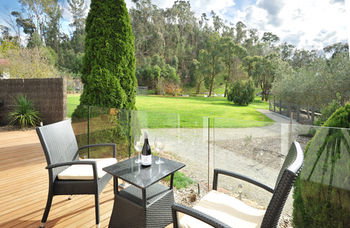 Araluen Villas - Accommodation QLD 13