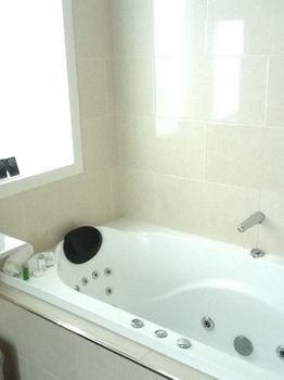 Araluen Villas - Accommodation QLD 16