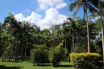 Sunshine Valley Cottages - Accommodation QLD 5