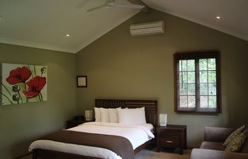 Sunshine Valley Cottages - Accommodation QLD 12