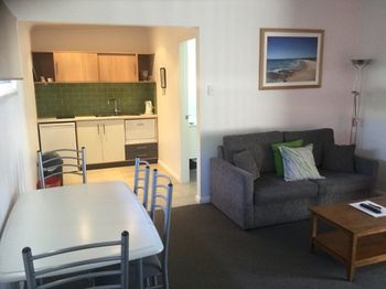 Harbourview Serviced Apartments - Accommodation QLD 14